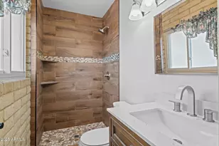 860 Falcon Dr, Wickenburg, AZ 85390 - Photo 18