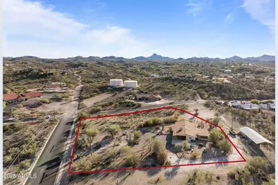 860 Falcon Drive, Wickenburg, AZ 85390 - Photo 6