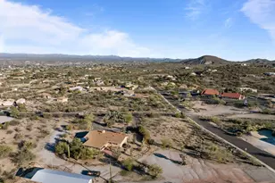 860 Falcon Dr, Wickenburg, AZ 85390 - Photo 32