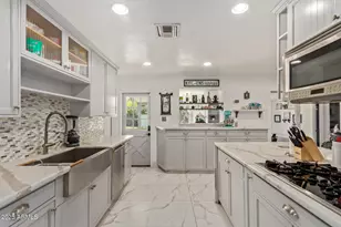 1532 W Loma Ln, Phoenix, AZ 85021 - Photo 16