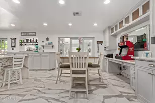 1532 W Loma Ln, Phoenix, AZ 85021 - Photo 14