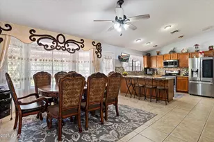 143 W Michelle Dr, Phoenix, AZ 85023 - Photo 6