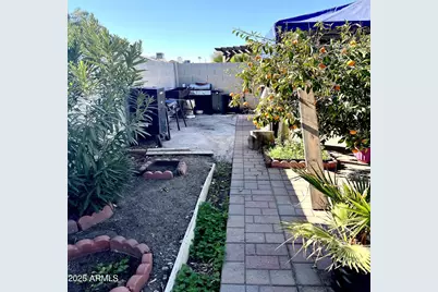 143 W Michelle Drive, Phoenix, AZ 85023 - Photo 26