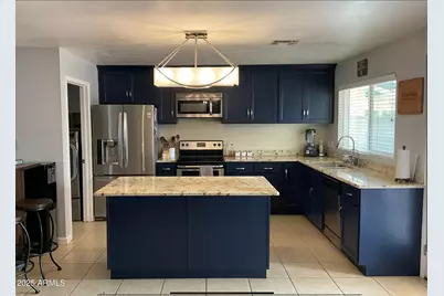 4138 N 79th Avenue, Phoenix, AZ 85033 - Photo 2