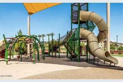 2566 S Betty Street, Gilbert, AZ 85295 - Photo 32