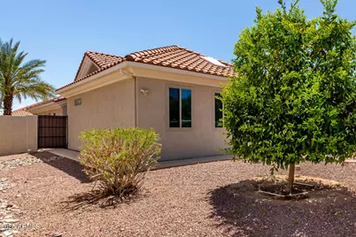 15612 W Greystone Drive, Sun City West, AZ 85375 - Photo 2
