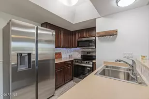 1720 E Thunderbird Rd, Phoenix, AZ 85022 - Photo 12