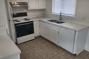 906 N Revere St, Mesa, AZ 85201 - Photo 6