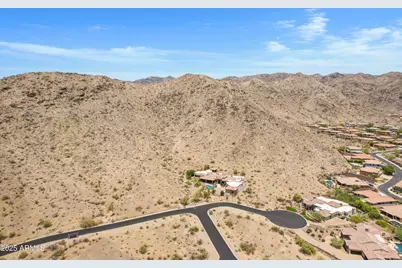 3050 W Briarwood Terrace #91, Phoenix, AZ 85045 - Photo 2