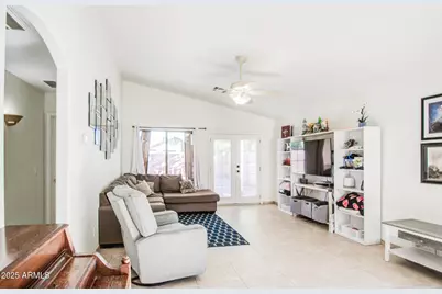 937 E Nardini Street, San Tan Valley, AZ 85140 - Photo 10