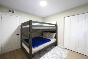 8731 E Columbus Ave, Scottsdale, AZ 85251 - Photo 32