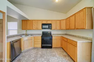 8900 E Rainier Dr, Gold Canyon, AZ 85118 - Photo 8