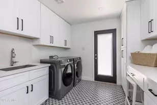 8702 E Clarendon Ave, Scottsdale, AZ 85251 - Photo 30