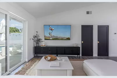 8702 E Clarendon Avenue, Scottsdale, AZ 85251 - Photo 8