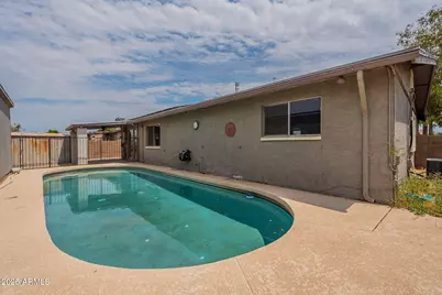 824 E Washington Street, Avondale, AZ 85323 - Photo 1