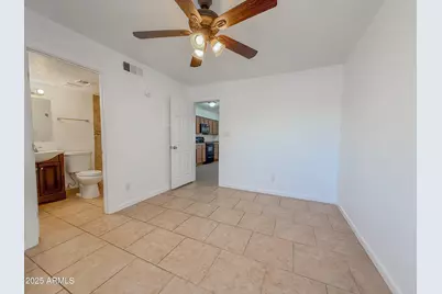 329 N 11th Street #105, Phoenix, AZ 85006 - Photo 12