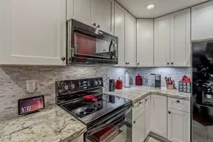 15205 N Ivory Dr, Fountain Hills, AZ 85268 - Photo 2