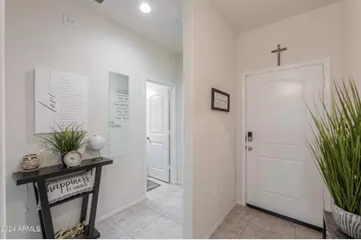 36131 W Seville Drive, Maricopa, AZ 85138 - Photo 14