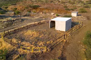 25795 S Old Stage Rd, Congress, AZ 85332 - Photo 16