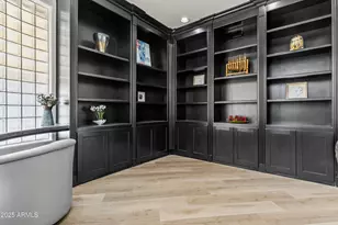 10361 N 101st St, Scottsdale, AZ 85258 - Photo 14