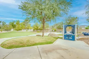 2477 W Market Pl, Chandler, AZ 85248 - Photo 42
