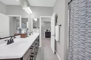 2477 W Market Pl, Chandler, AZ 85248 - Photo 20