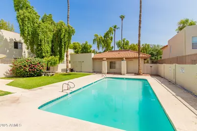 8838 N 8th Street #B12, Phoenix, AZ 85020 - Photo 20