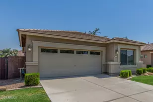 374 W Lyle Ave, San Tan Valley, AZ 85140 - Photo 4