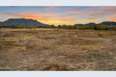 7770 S 543rd Avenue #236, Tonopah, AZ 85354 - Photo 2
