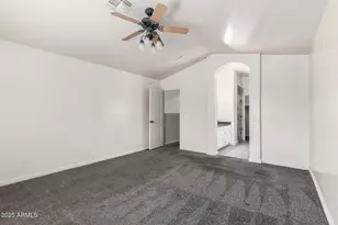 126 S Bay Dr, Gilbert, AZ 85233 - Photo 18