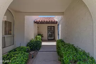 7344 E Rose Ln, Scottsdale, AZ 85250 - Photo 2