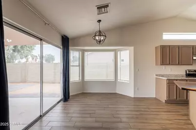 255 S Kingston Street, Chandler, AZ 85225 - Photo 10