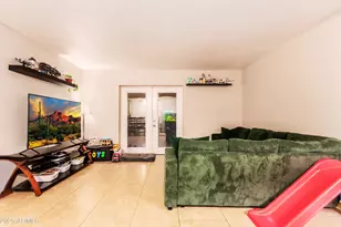 1130 E Butler Dr, Phoenix, AZ 85020 - Photo 6