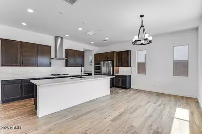 18145 W Amberwood Drive, Goodyear, AZ 85338 - Photo 10