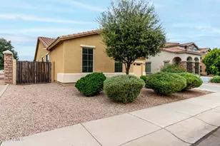 3135 E Ridgewood Ln, Gilbert, AZ 85298 - Photo 4