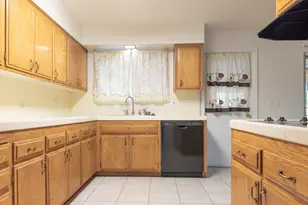 11417 N 103rd Ave, Sun City, AZ 85351 - Photo 8