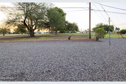11417 N 103rd Avenue, Sun City, AZ 85351 - Photo 14