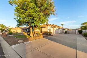 5343 W Whispering Wind Dr, Glendale, AZ 85310 - Photo 8