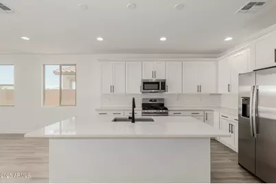 2065 S 181st Drive, Goodyear, AZ 85338 - Photo 2