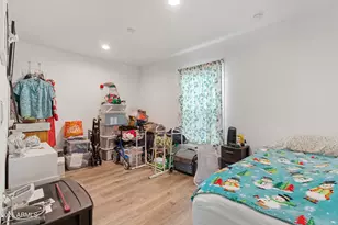 2060 N Center St, Mesa, AZ 85201 - Photo 24