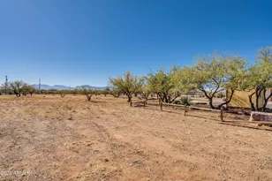 115 W Black Rd, Huachuca City, AZ 85616 - Photo 56