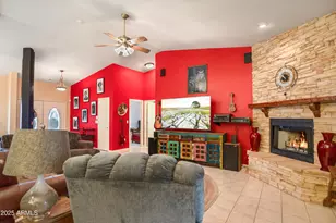 115 W Black Rd, Huachuca City, AZ 85616 - Photo 8