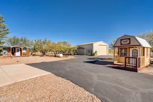 115 W Black Rd, Huachuca City, AZ 85616 - Photo 44