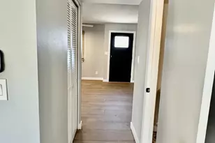 8516 E McDonald Dr, Scottsdale, AZ 85250 - Photo 8