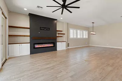 21248 W Hillcrest Boulevard, Buckeye, AZ 85396 - Photo 12