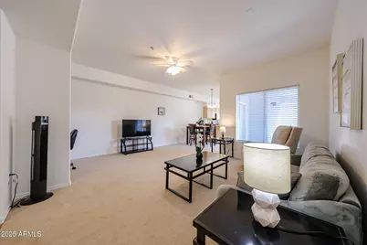 7401 W Arrowhead Clubhouse Drive #2047, Glendale, AZ 85308 - Photo 2