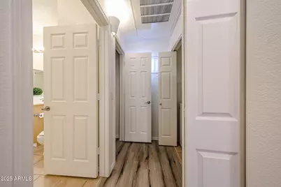 7401 W Arrowhead Clubhouse Drive #2047, Glendale, AZ 85308 - Photo 16