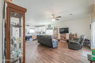 8477 W Concordia Dr, Arizona City, AZ 85123 - Photo 12