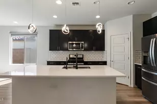 19842 W Badgett Ln, Litchfield Park, AZ 85340 - Photo 6