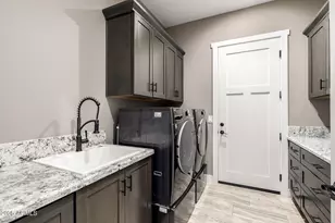 16431 W Rancho Laredo Dr, Surprise, AZ 85387 - Photo 34